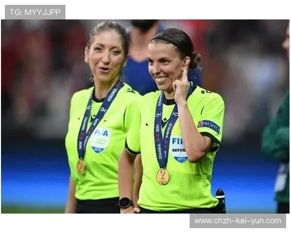 橄榄球超级杯爆发争议判罚,联盟回应强硬